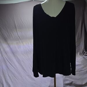 Terra & Sky Black and White Top